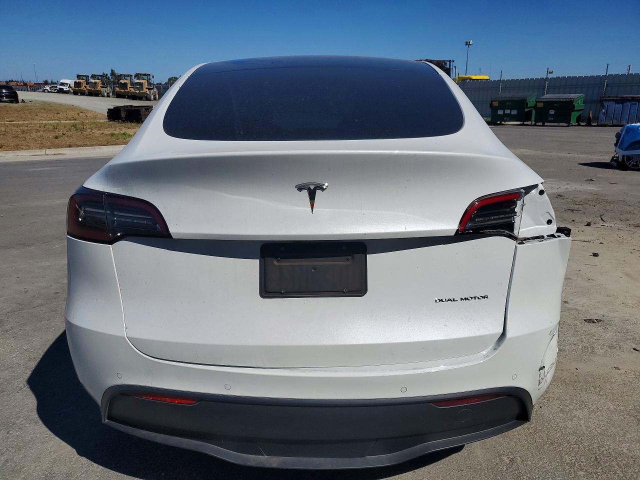 2022 Tesla Model Y - Фото 6