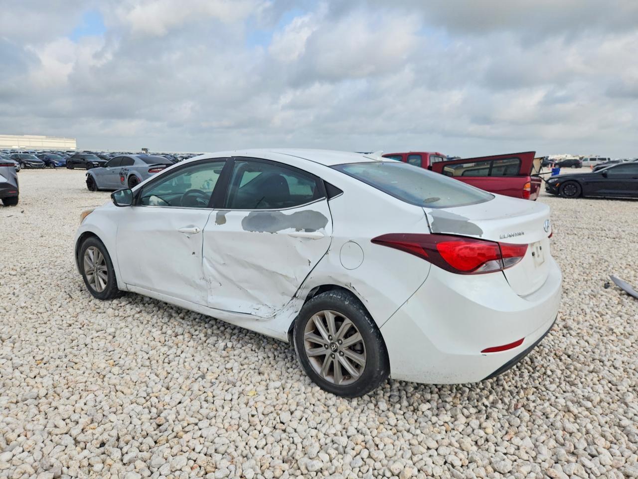 2015 Hyundai Elantra Se - Фото 2