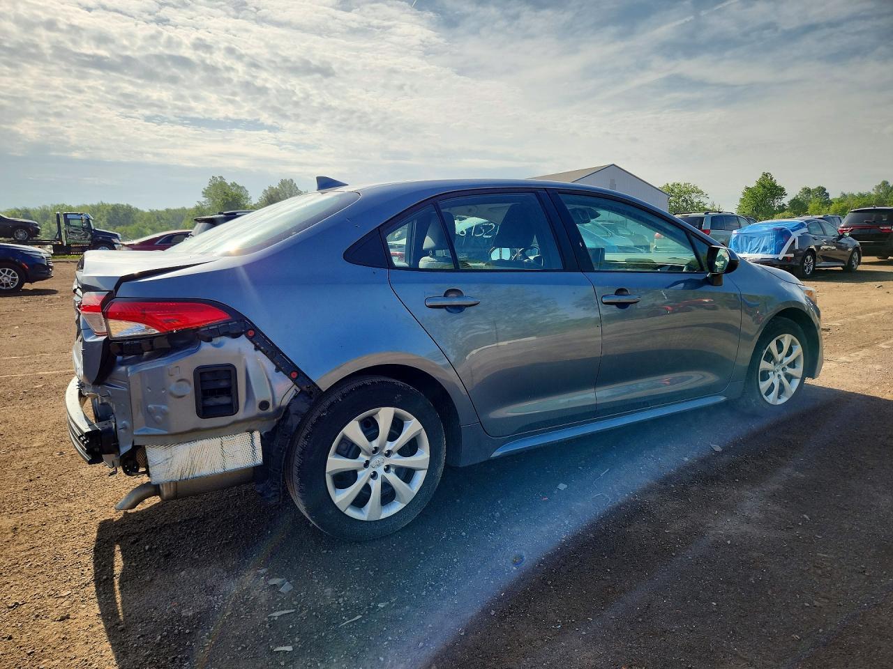 2025 Toyota Corolla - Фото 3