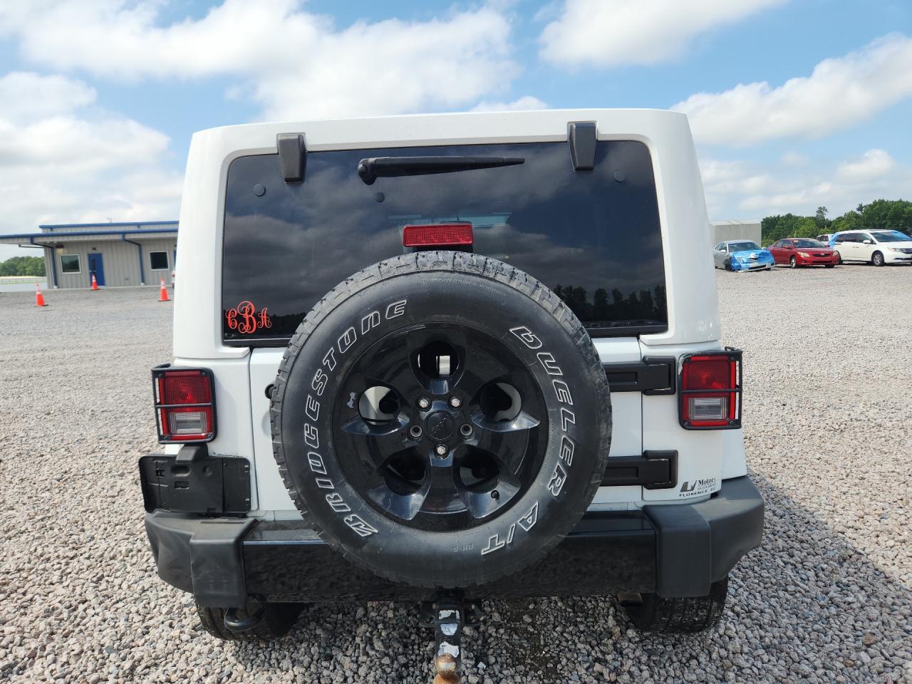 2015 Jeep Wrangler Unlimited Sahara - Фото 6