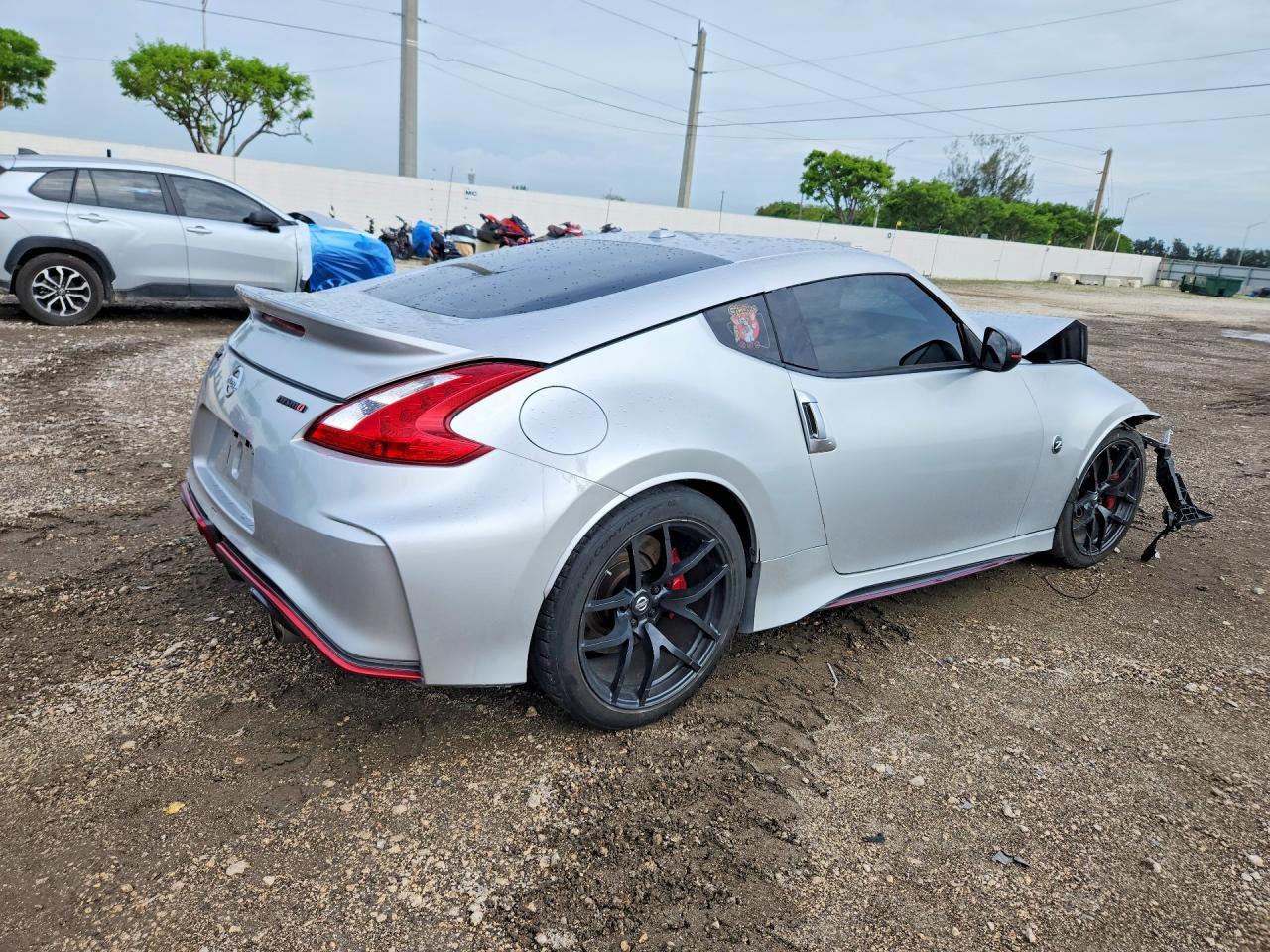 2016 Nissan 370Z Nismo Tech - Фото 3
