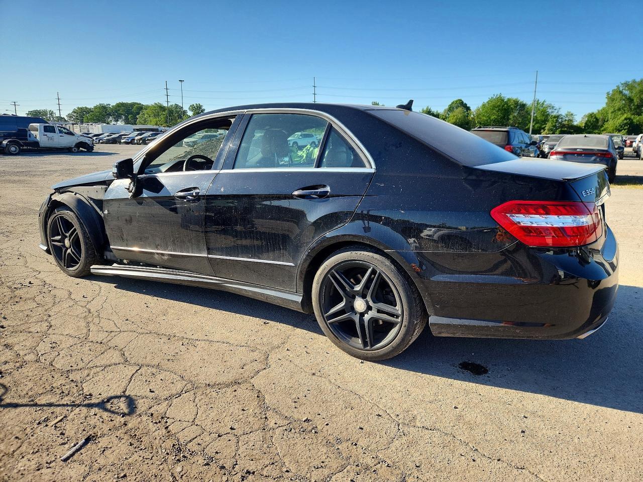 2013 Mercedes-Benz E 350 4Matic - Фото 2
