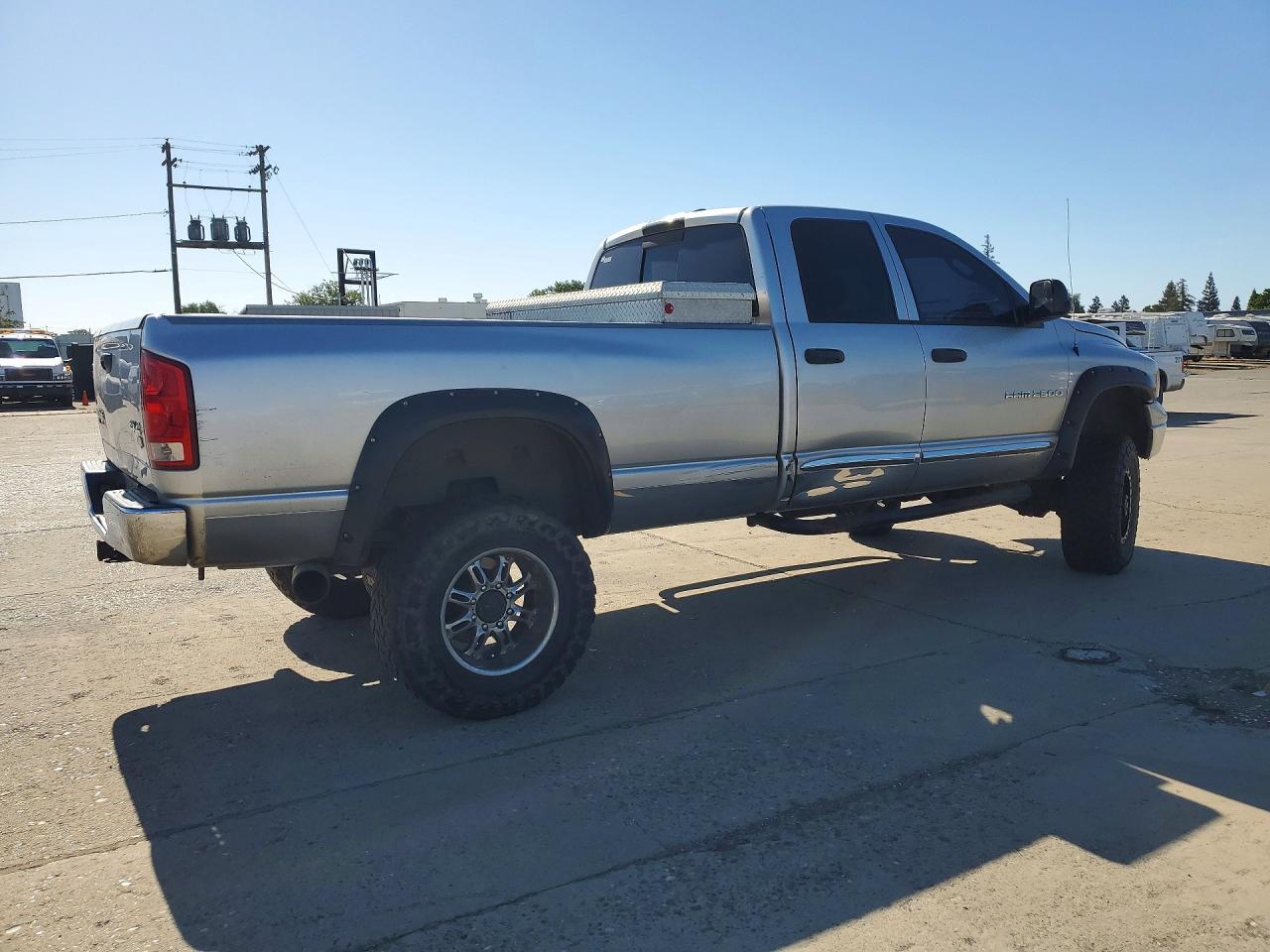2004 Dodge Ram 2500 St - Image 3