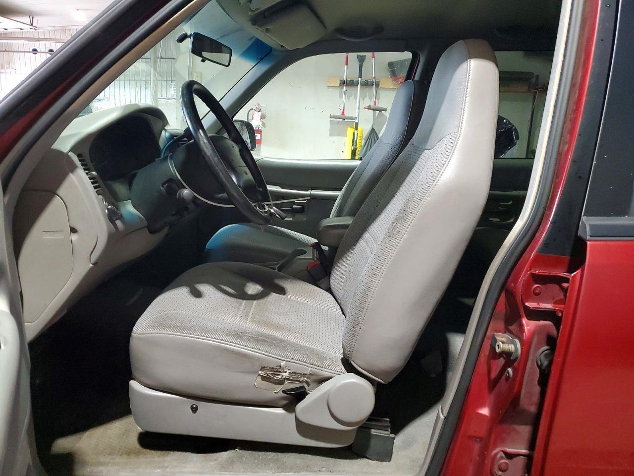 2000 Ford Explorer Xls - Фото 7