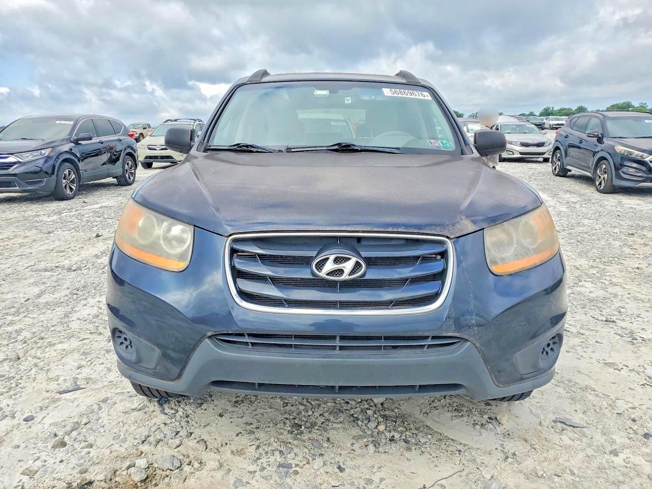 2010 Hyundai Santa Fe - Image 5