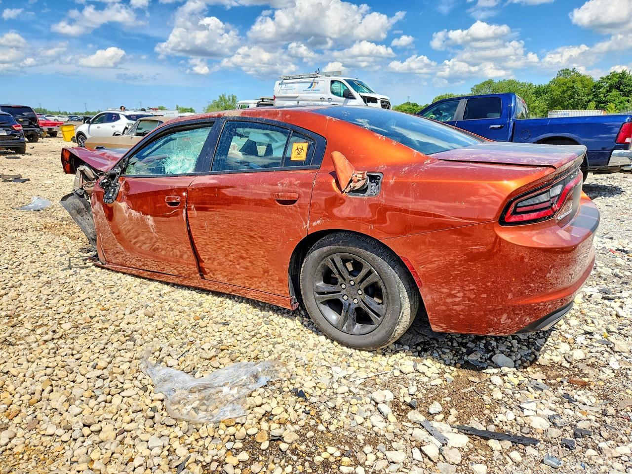 2021 Dodge Charger Sxt - Фото 2