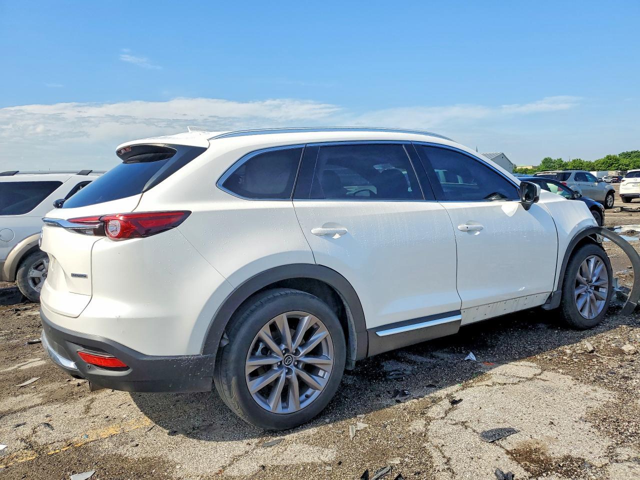2023 Mazda Cx-9 Grand Touring - Image 3