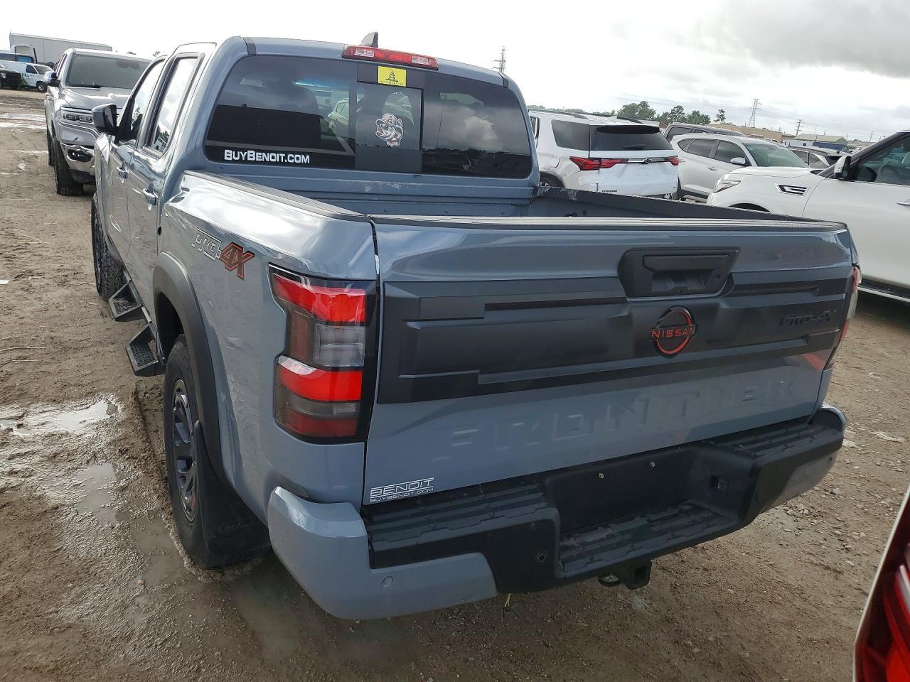 2025 Nissan Frontier Pro-4X - Image 6