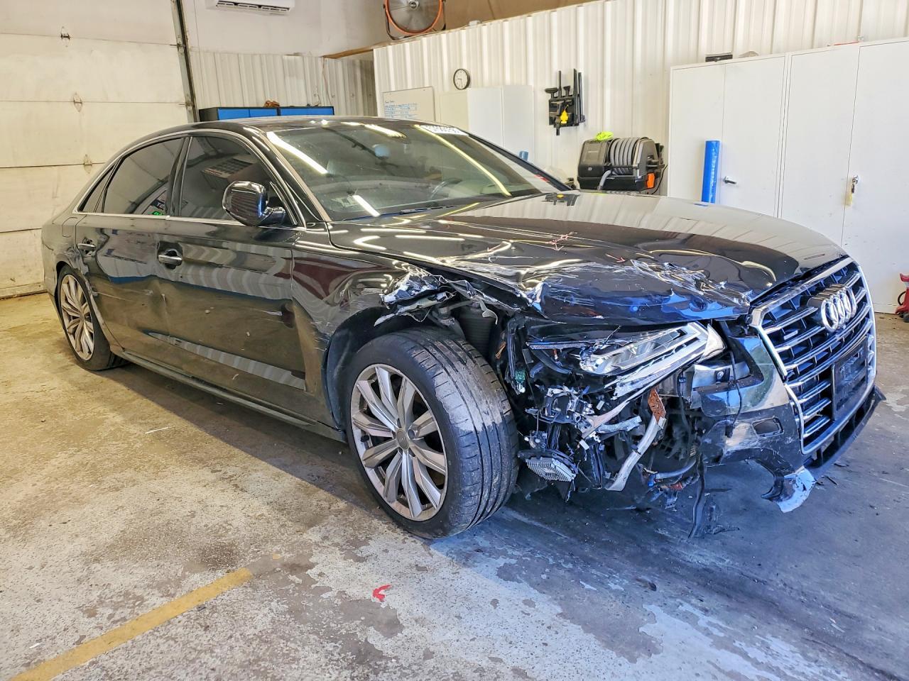 2017 Audi A8 L Quattro - Фото 4