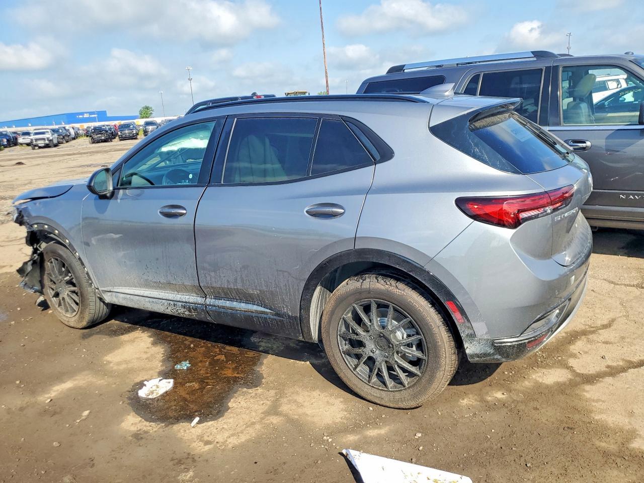 2021 Buick Envision Essence - Фото 2