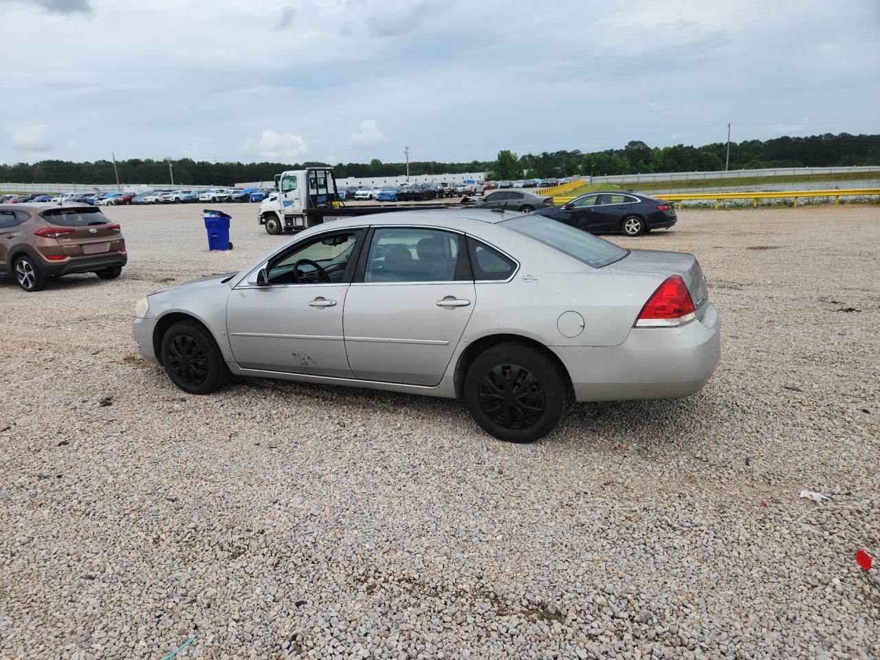 2008 Chevrolet Impala Ls - Image 2