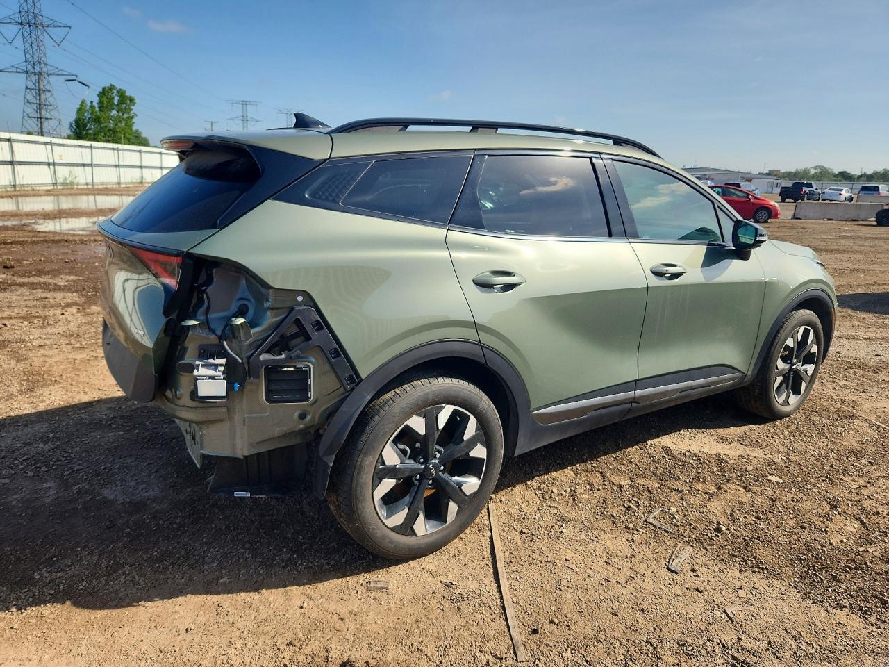 2024 Kia Sportage X Line - Image 3