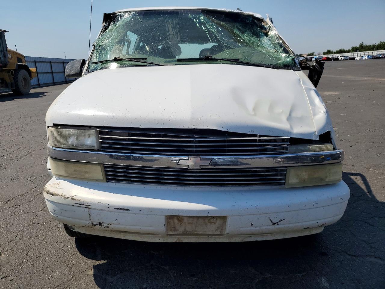 2000 Chevrolet Astro - Image 5