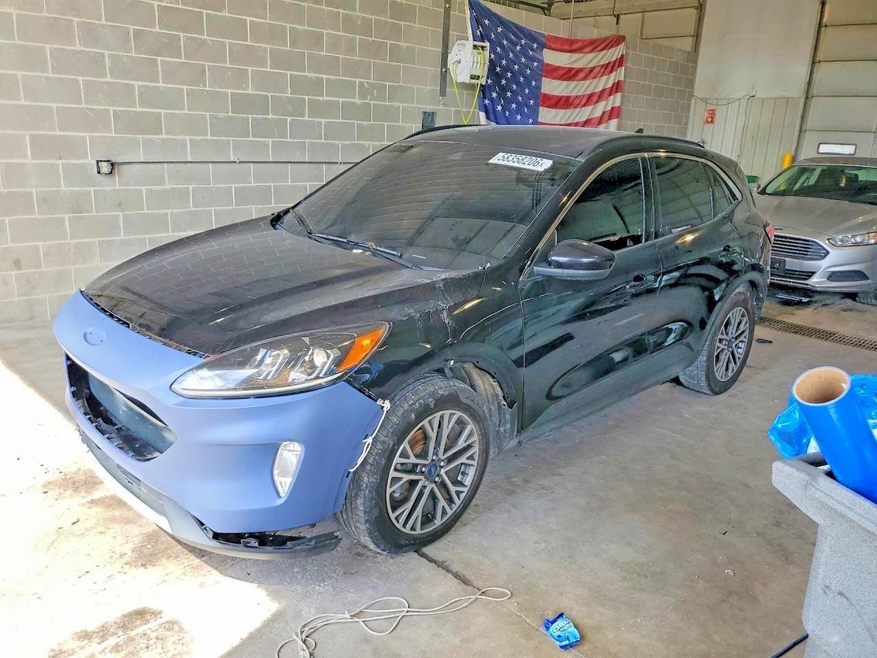 2021 Ford Escape Sel
