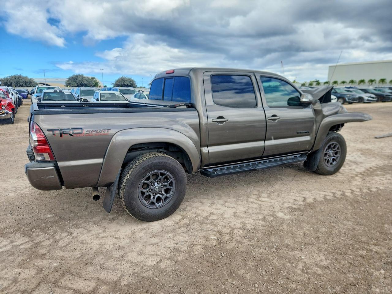 2014 Toyota Tacoma Double Cab Prerunner - Image 3