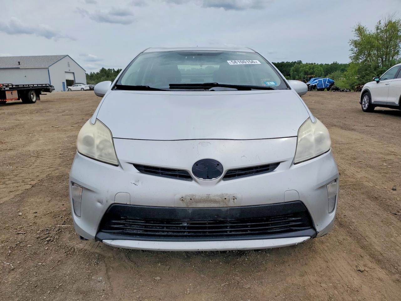2013 Toyota Prius Two - Фото 5