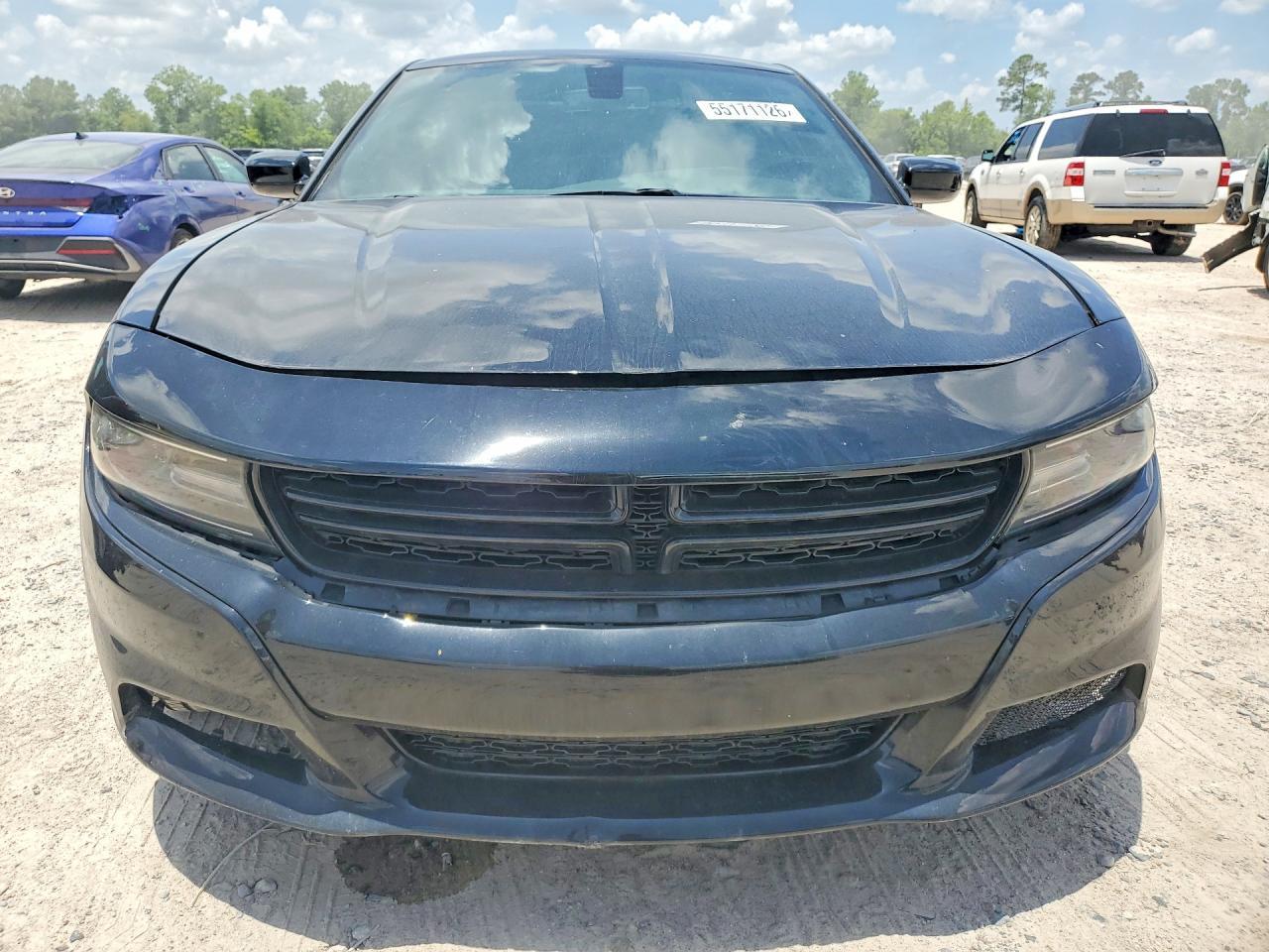 2019 Dodge Charger Sxt - Image 5