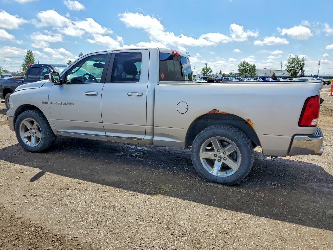 2011 Dodge Ram 1500 - Фото 2