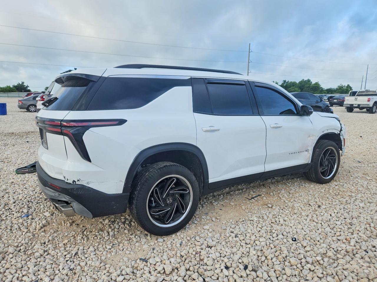 2026 Chevrolet Traverse Lt - Image 3