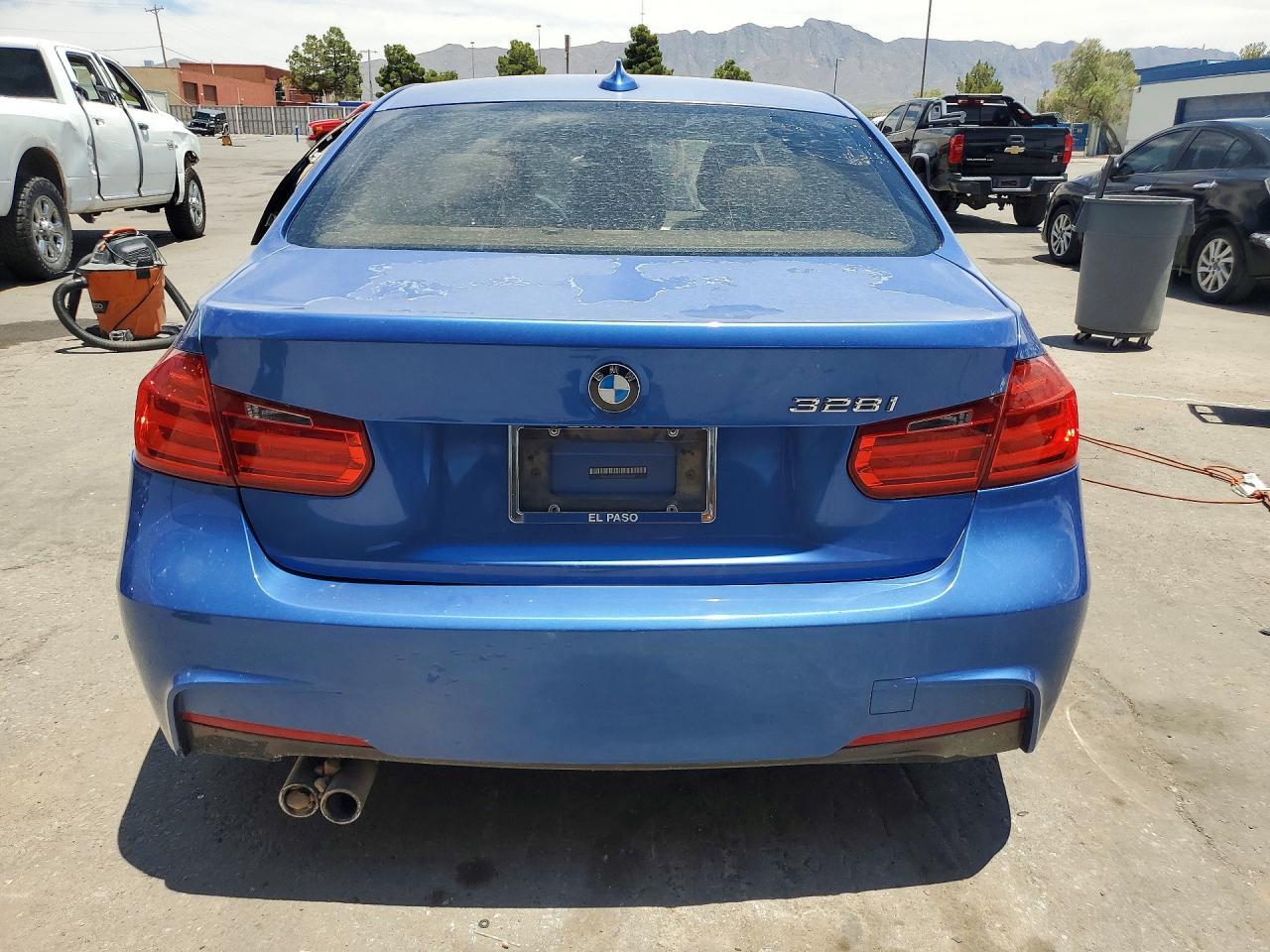 2015 BMW 328 I - Image 6