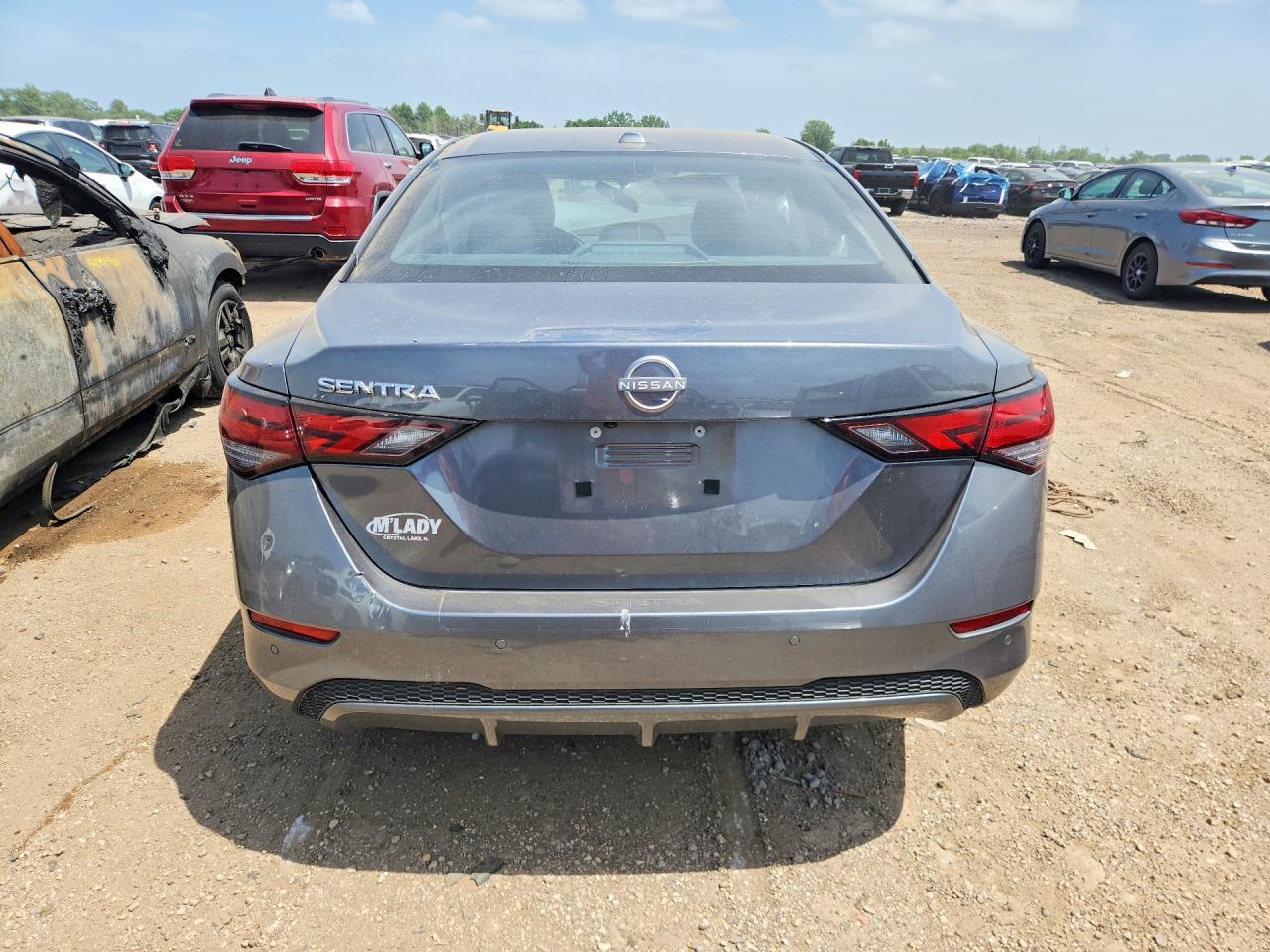 2025 Nissan Sentra - Фото 6