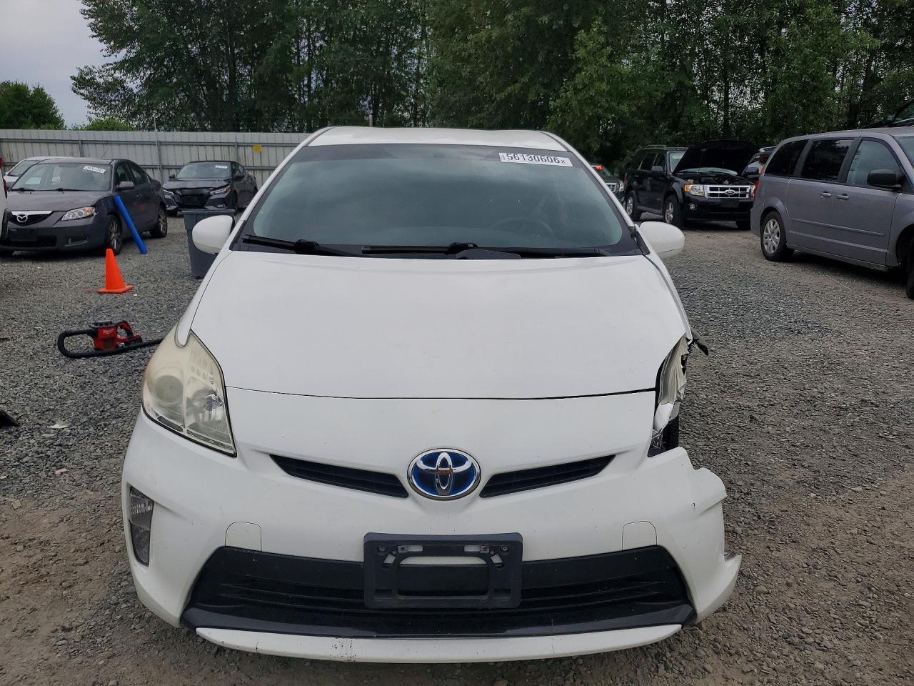 2014 Toyota Prius One - Image 5