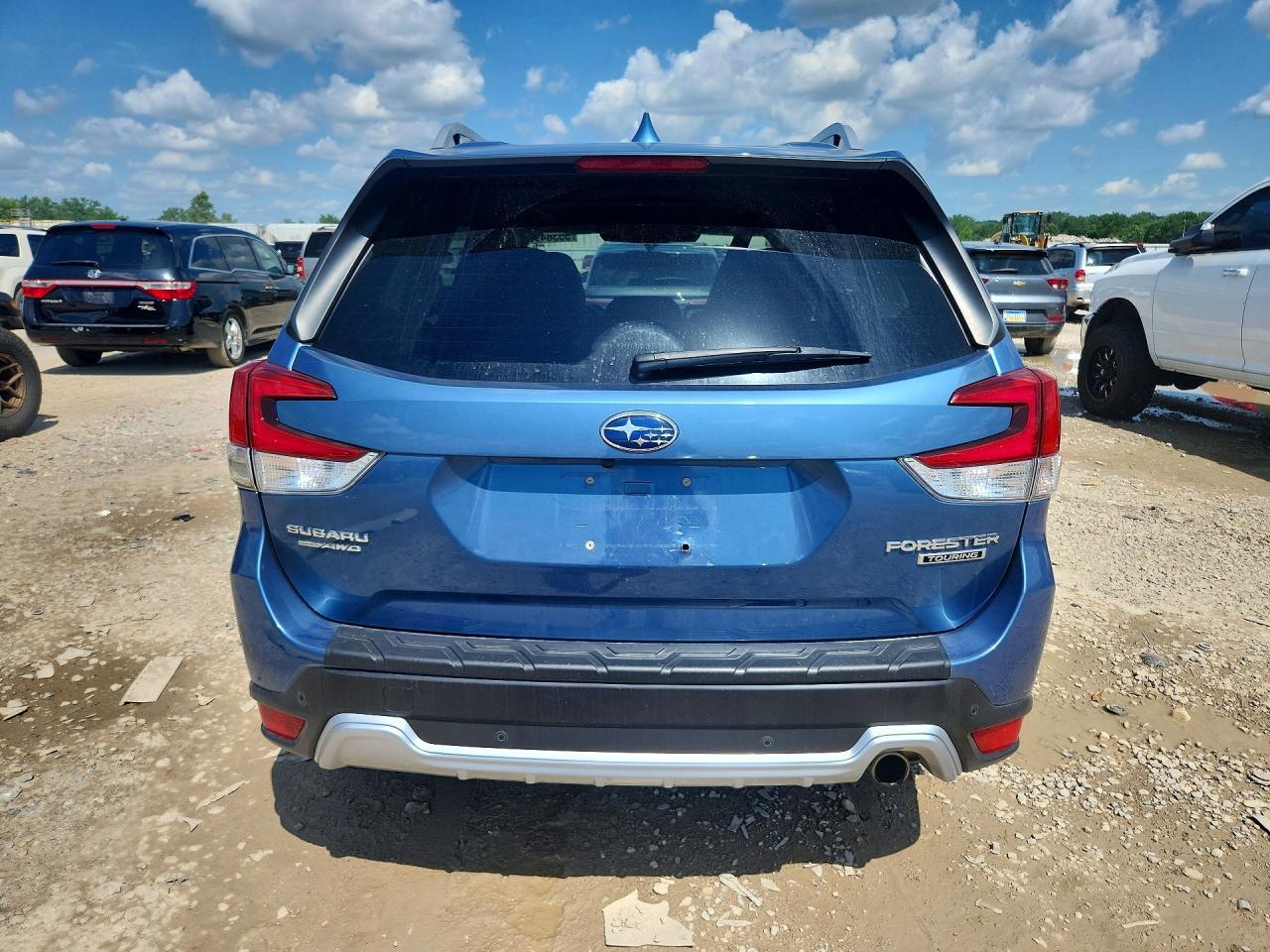 2022 Subaru Forester Touring - Фото 6