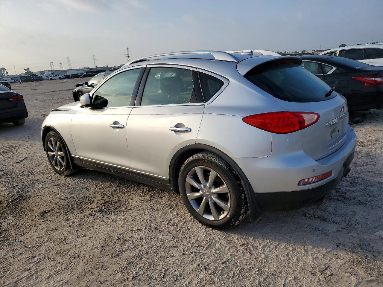 2012 Infiniti Ex35 Base - Image 2