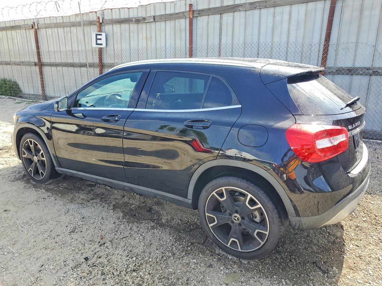 2020 Mercedes-Benz Gla 250 - Фото 2