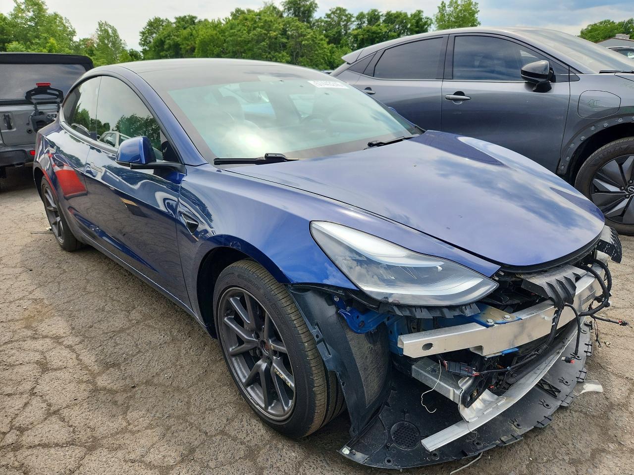2021 Tesla Model 3 - Фото 4