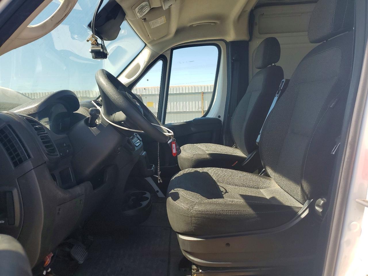 2024 Ram Promaster 2500 Delivery Van - Image 7