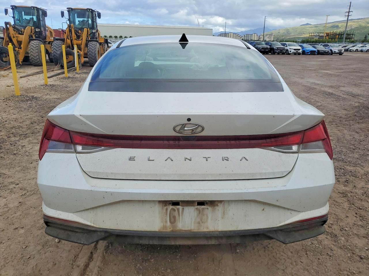 2022 Hyundai Elantra Se - Фото 6