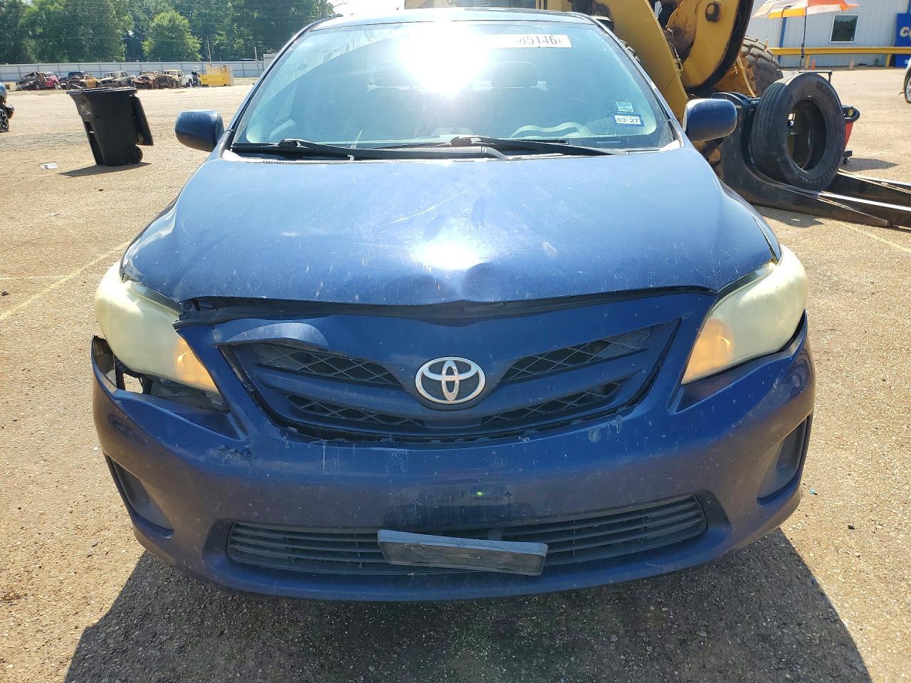 2013 Toyota Corolla L - Фото 5