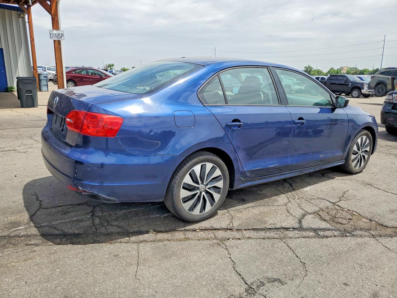 2014 Volkswagen Jetta Base - Фото 3