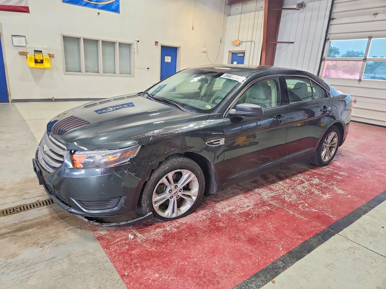 2016 Ford Taurus Se