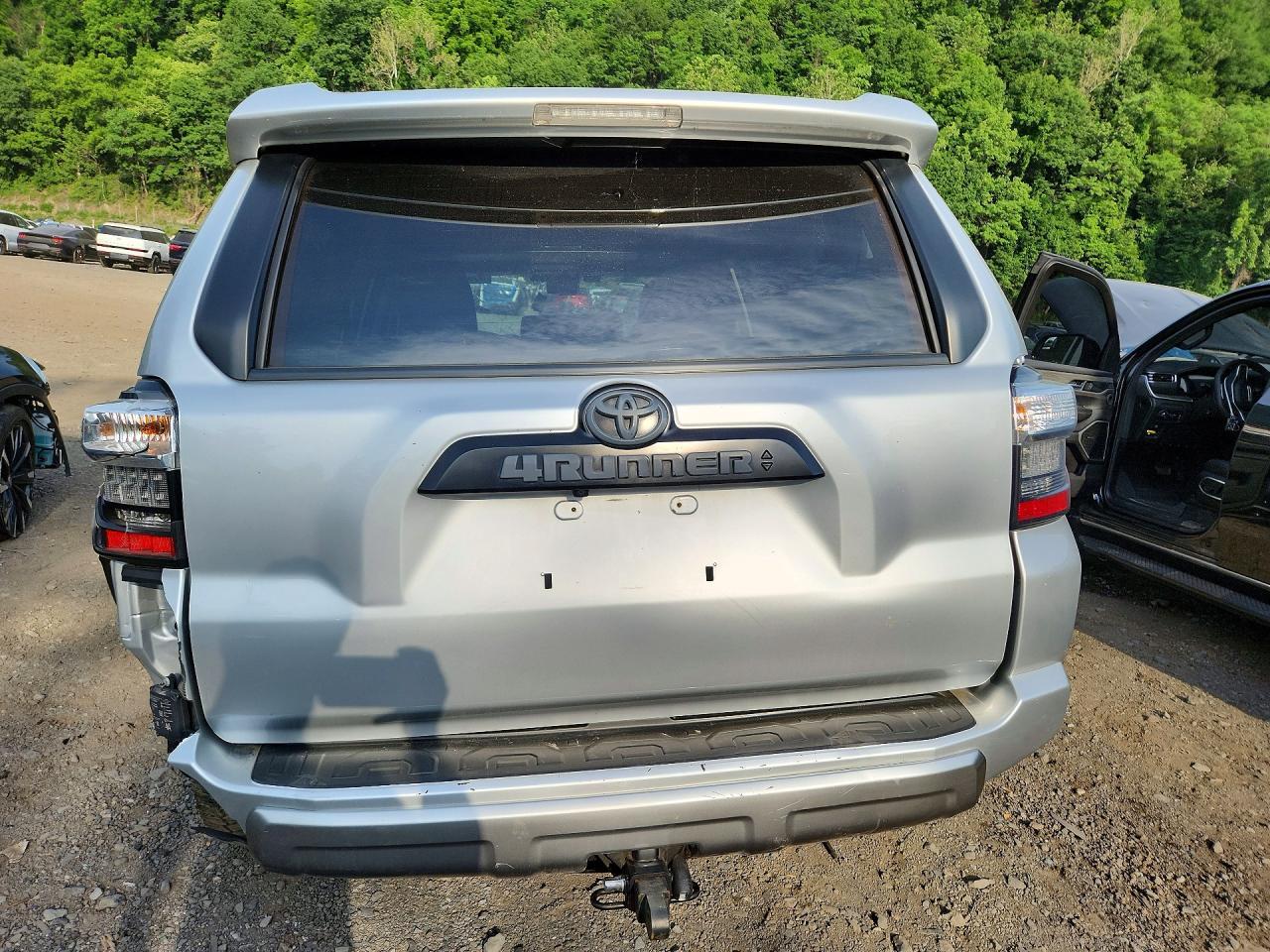 2022 Toyota 4Runner Trd Off-Road Premium - Image 6