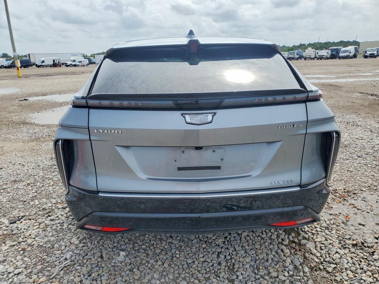 2025 Cadillac Lyriq Luxury - Фото 6