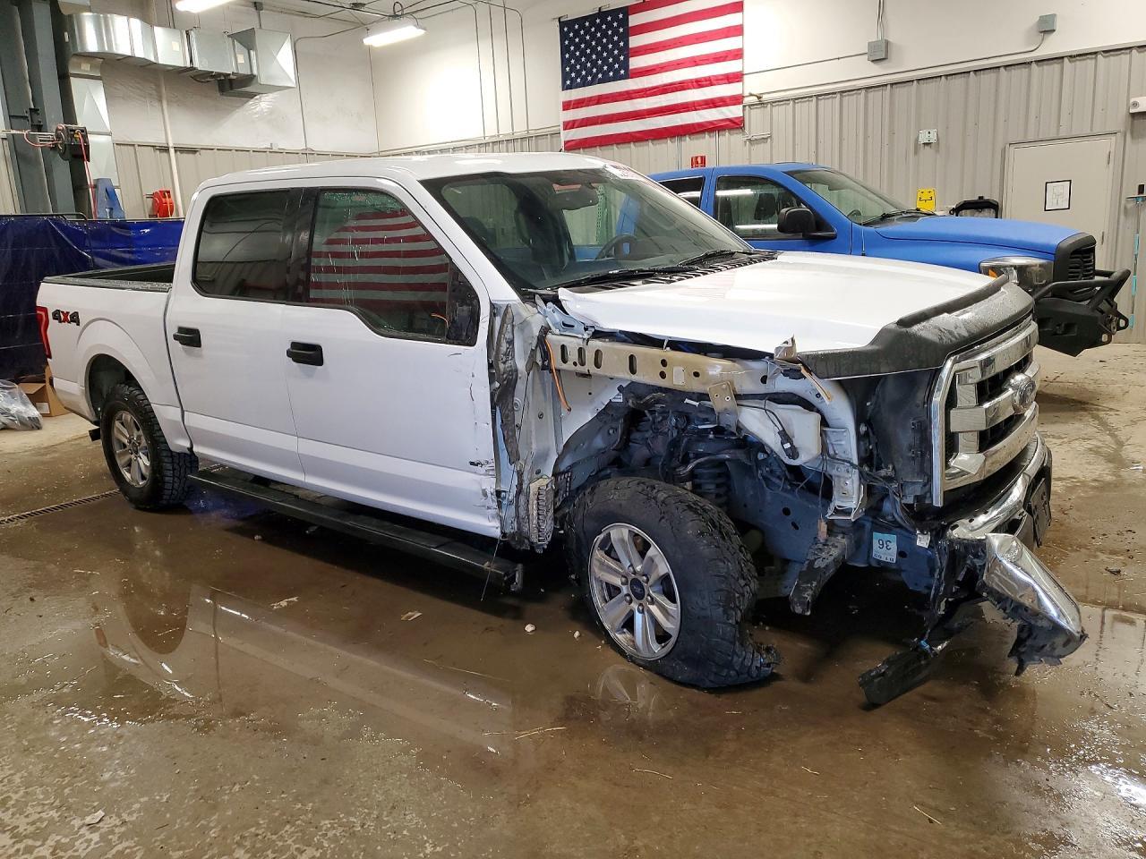 2016 Ford F150 Supercrew - Фото 4