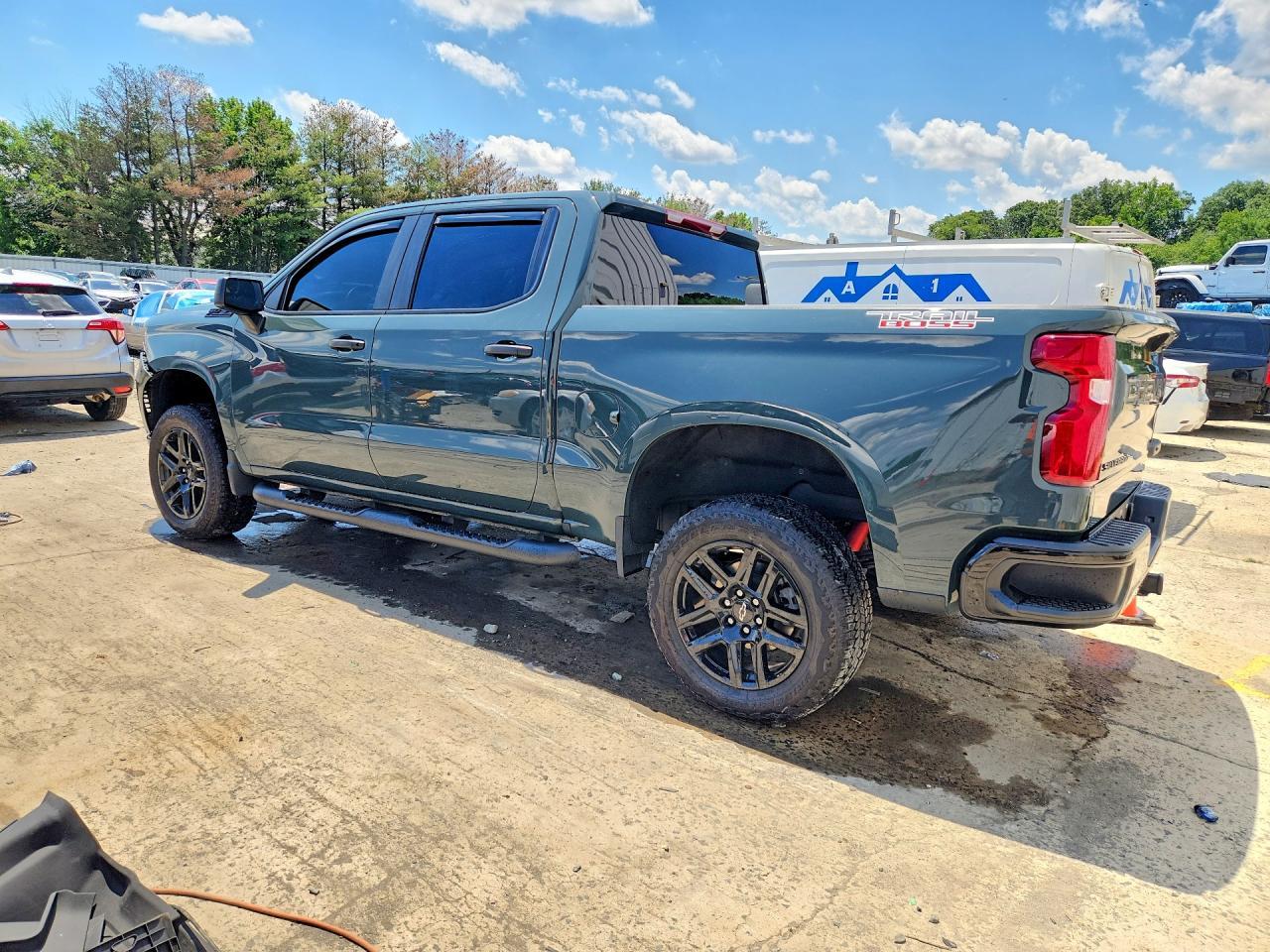 2025 Chevrolet Silverado K1500 Trail Boss Custom - Фото 2