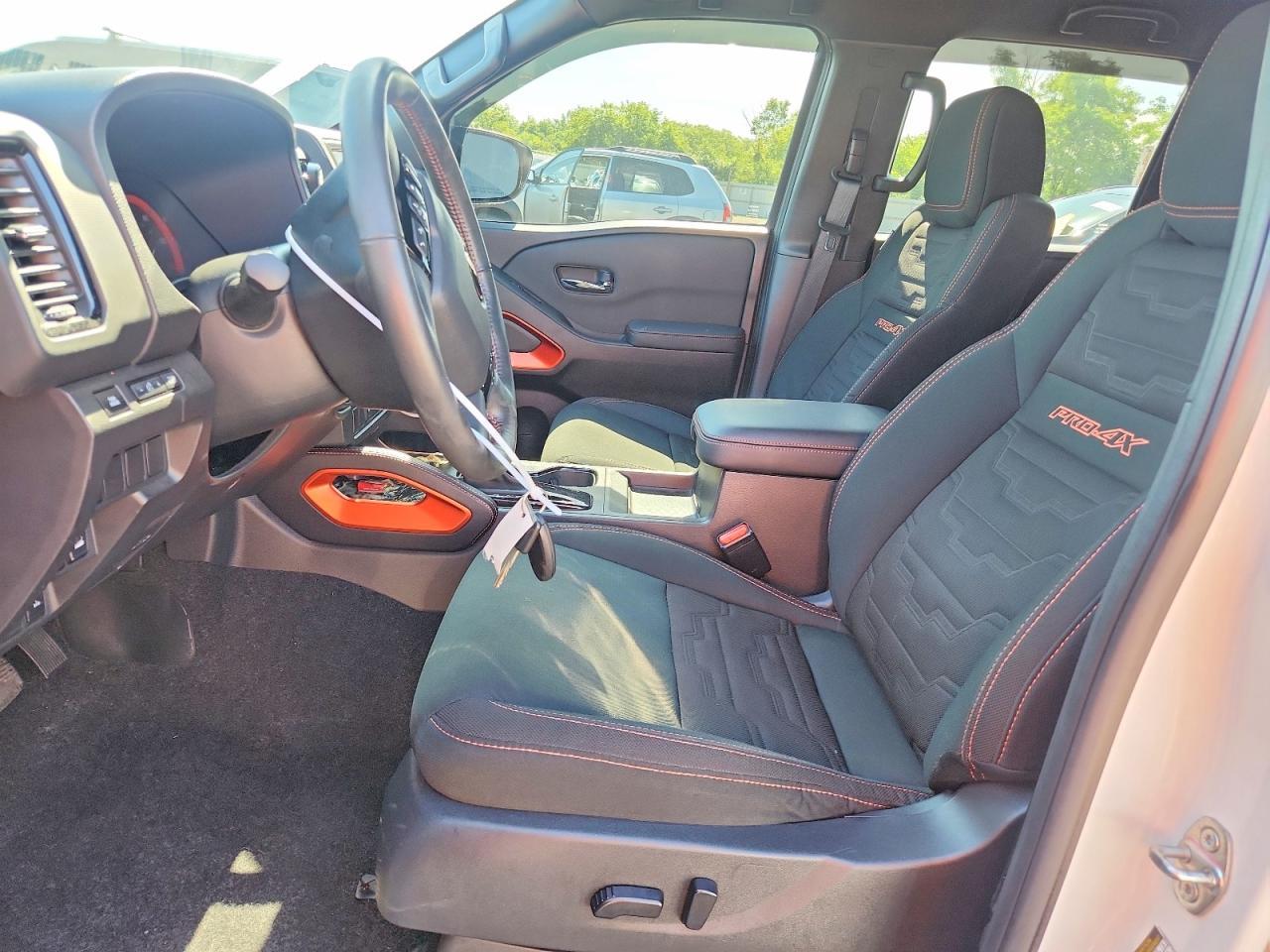 2024 Nissan Frontier Pro-4X - Фото 7