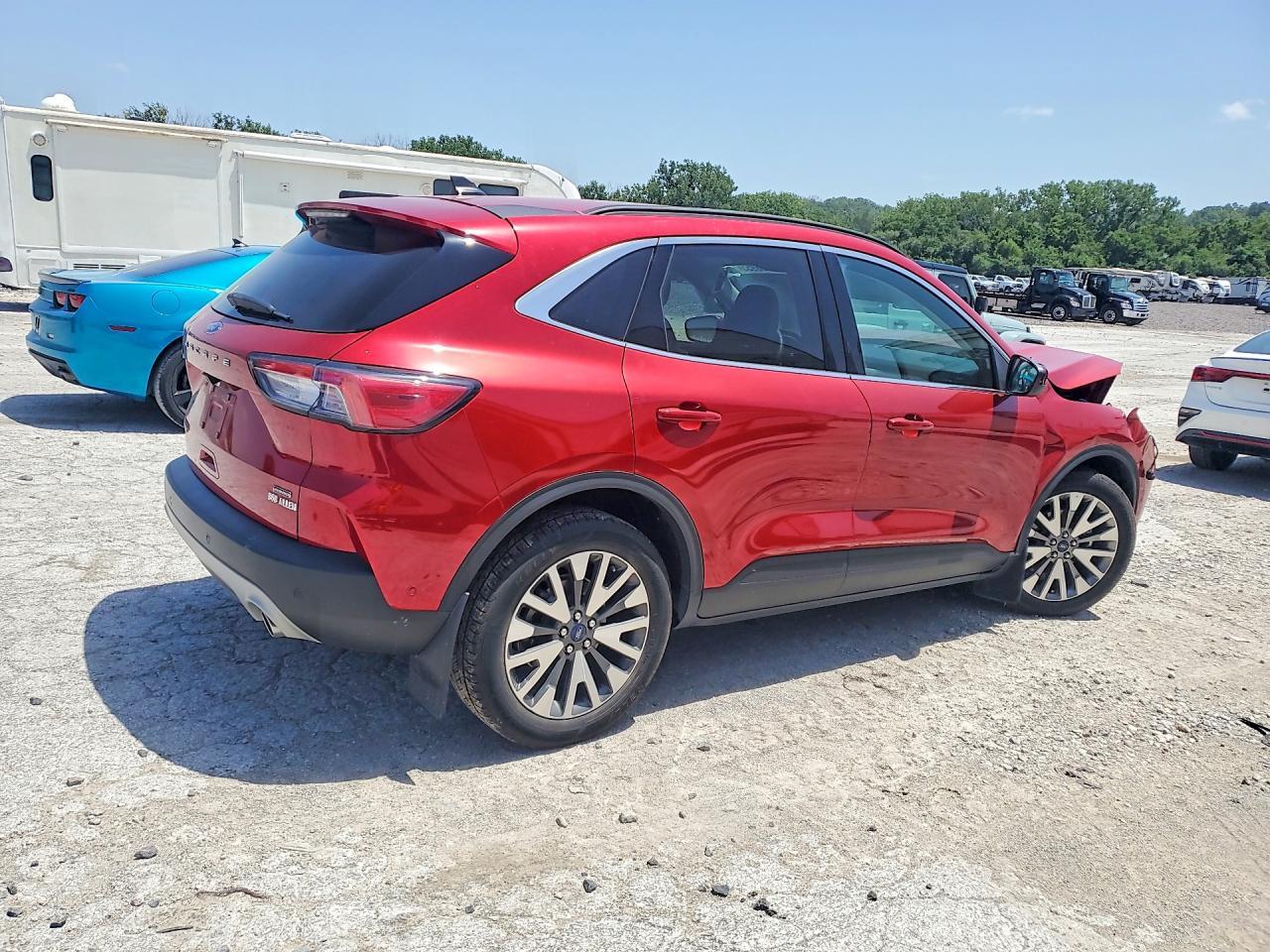 2021 Ford Escape Titanium - Фото 3