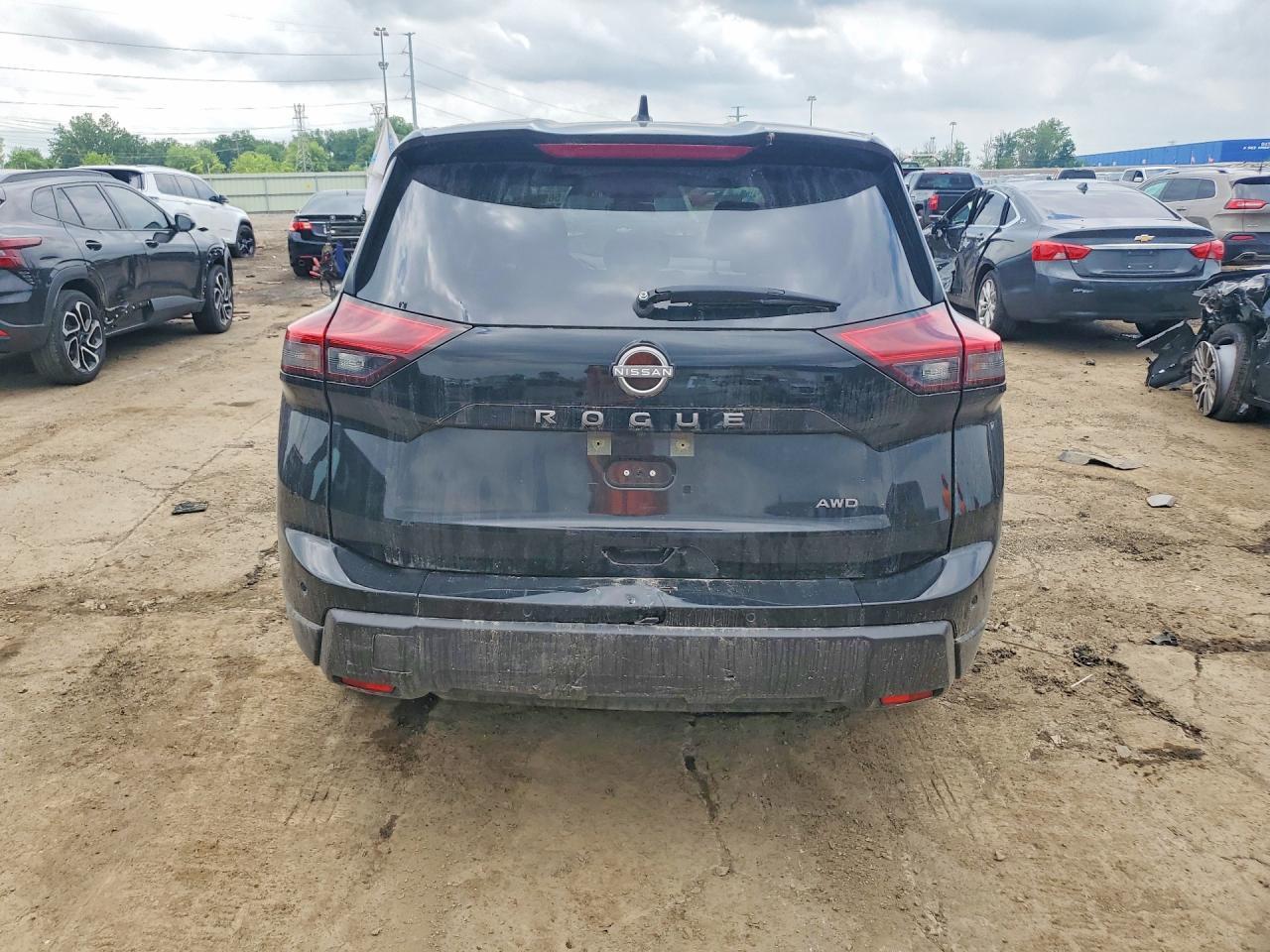 2025 Nissan Rogue Sv - Фото 6