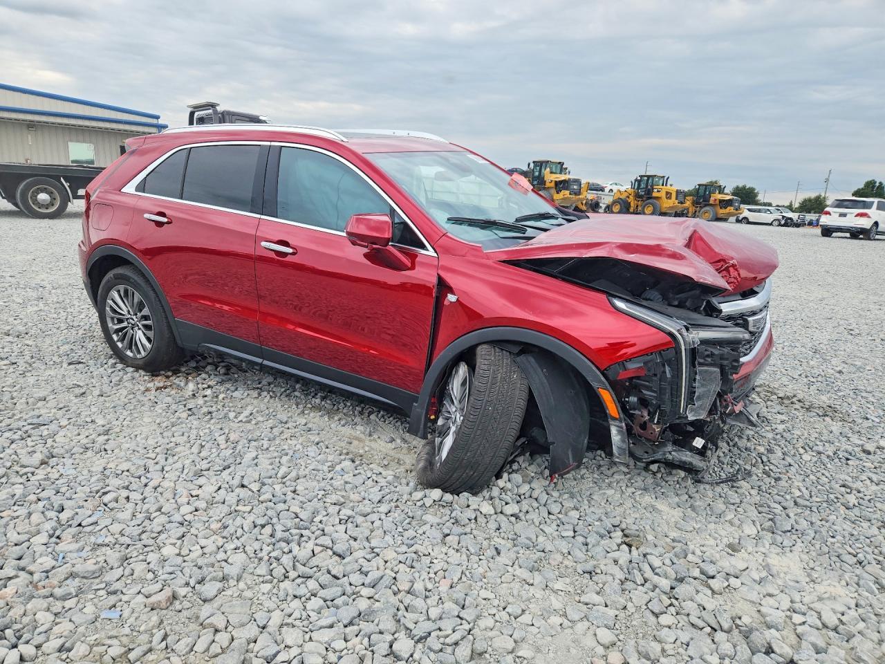 2025 Cadillac Xt4 Premium Luxury - Image 4