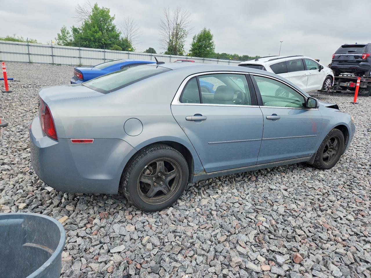2009 Chevrolet Malibu 1Lt - Image 3