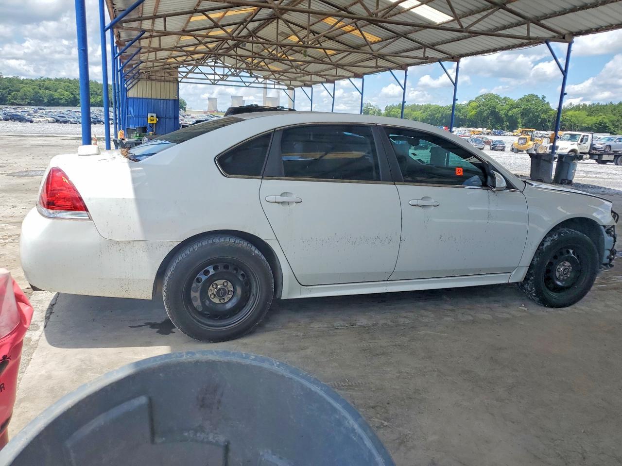 2014 Chevrolet Impala Limited Police - Фото 3