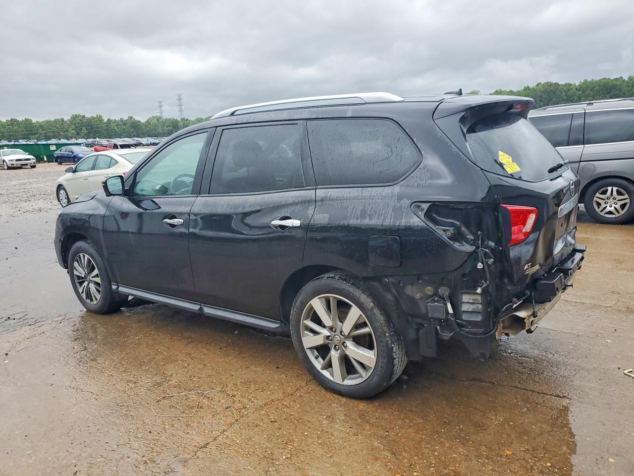 2017 Nissan Pathfinder Sl - Фото 2