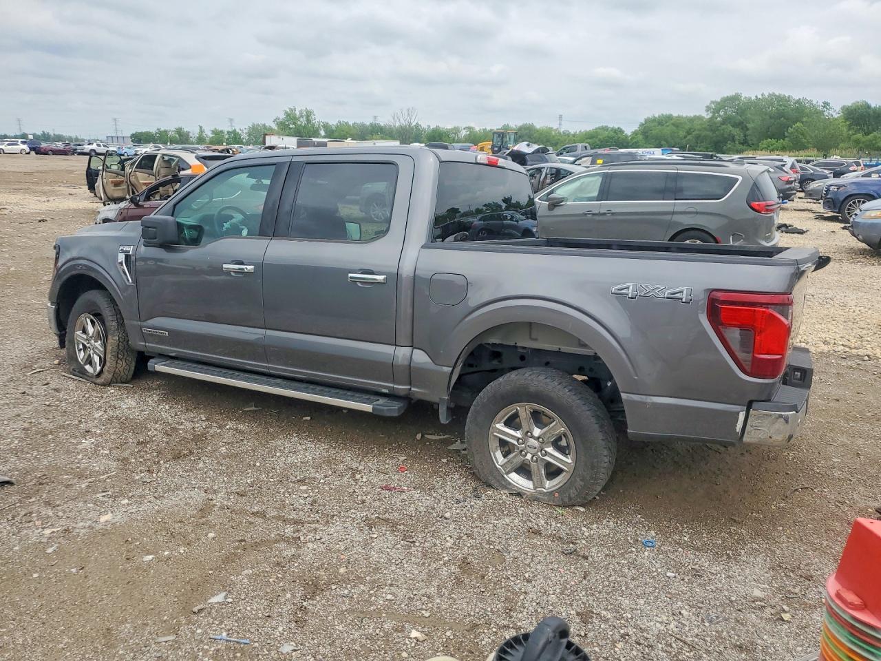 2025 Ford F150 Xlt 4Wd Hybrid 3.5L V6 - Фото 2