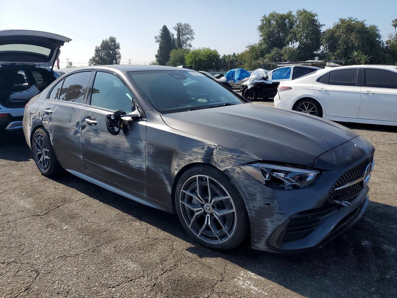 2025 Mercedes-Benz C 300 - Image 4