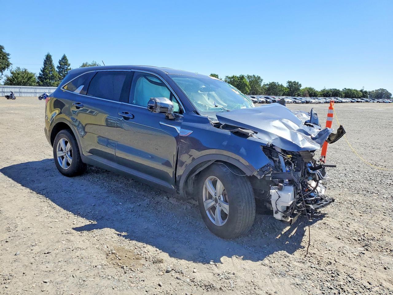 2021 Kia Sorento Lx - Image 4