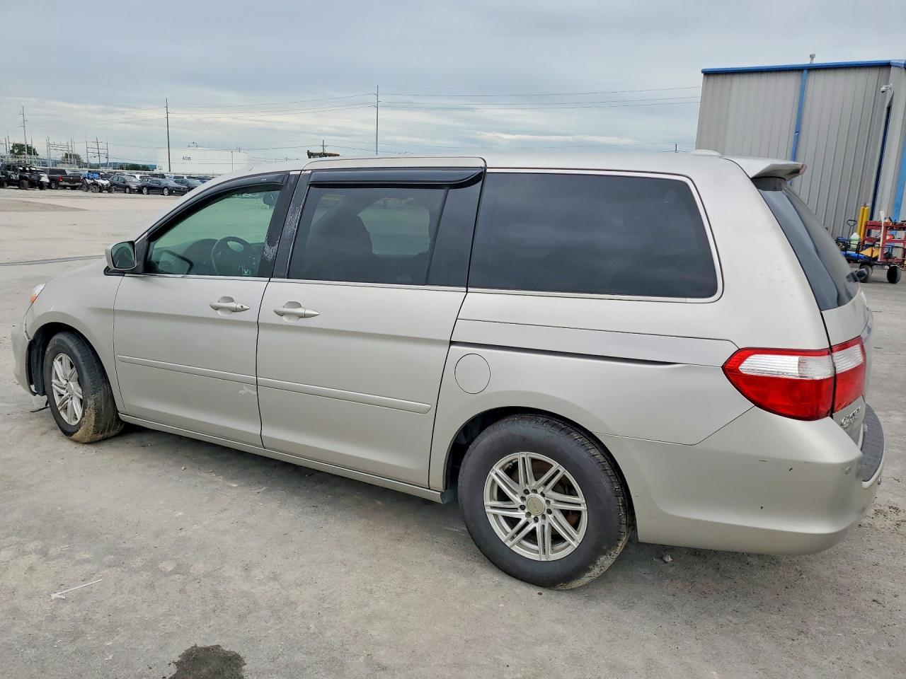 2007 Honda Odyssey Touring - Фото 2
